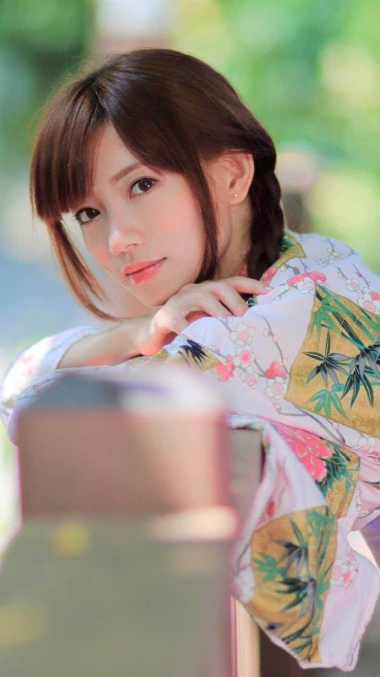 美しい日本の女の子 着物 夏 750x1334 Iphone 8 7 6 6s 壁紙 背景 画像